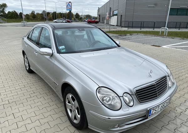 Mercedes-Benz Klasa E cena 27900 przebieg: 215107, rok produkcji 2002 z Knurów małe 466